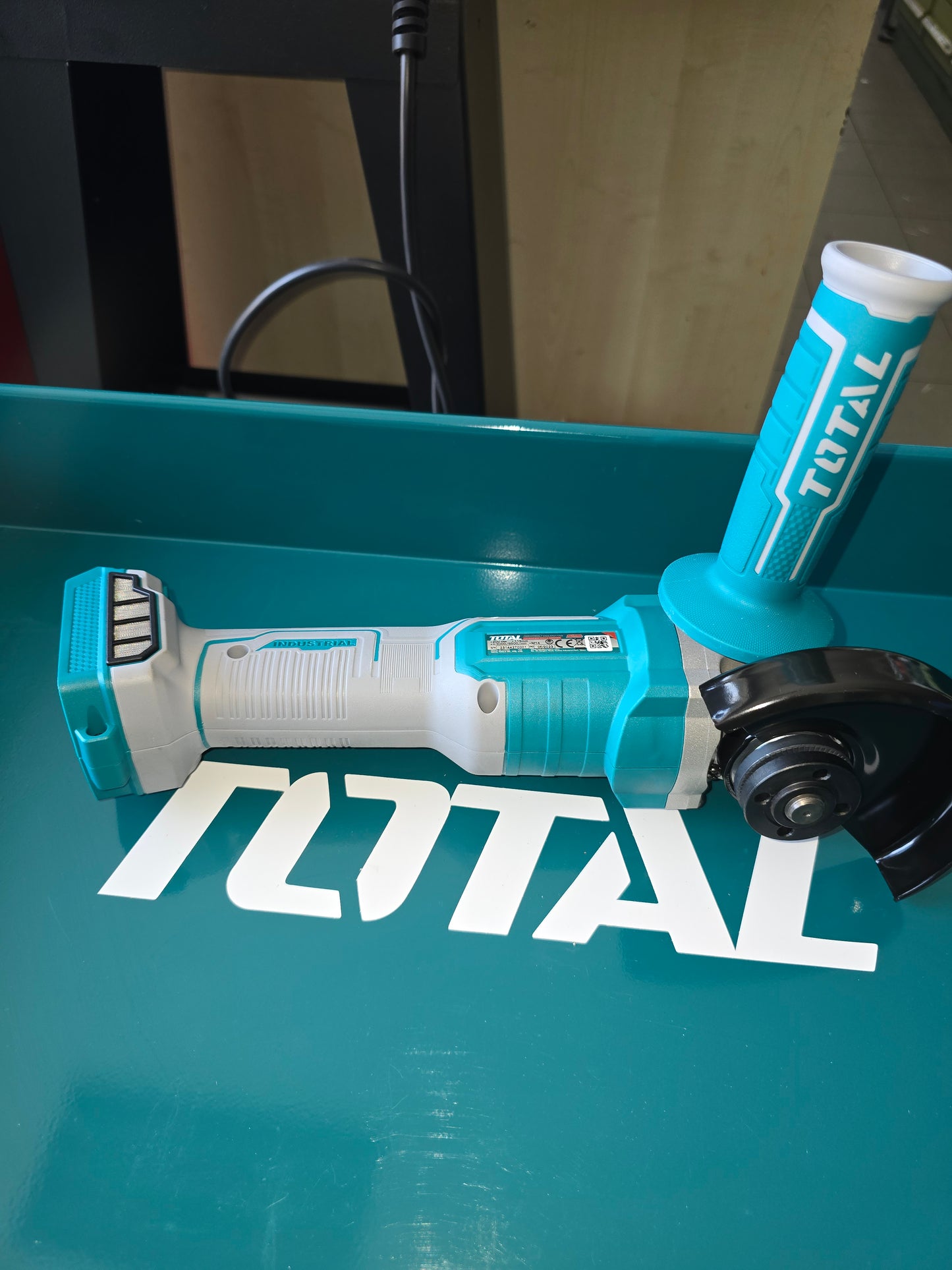 Smerigliatrice angolare 20 v