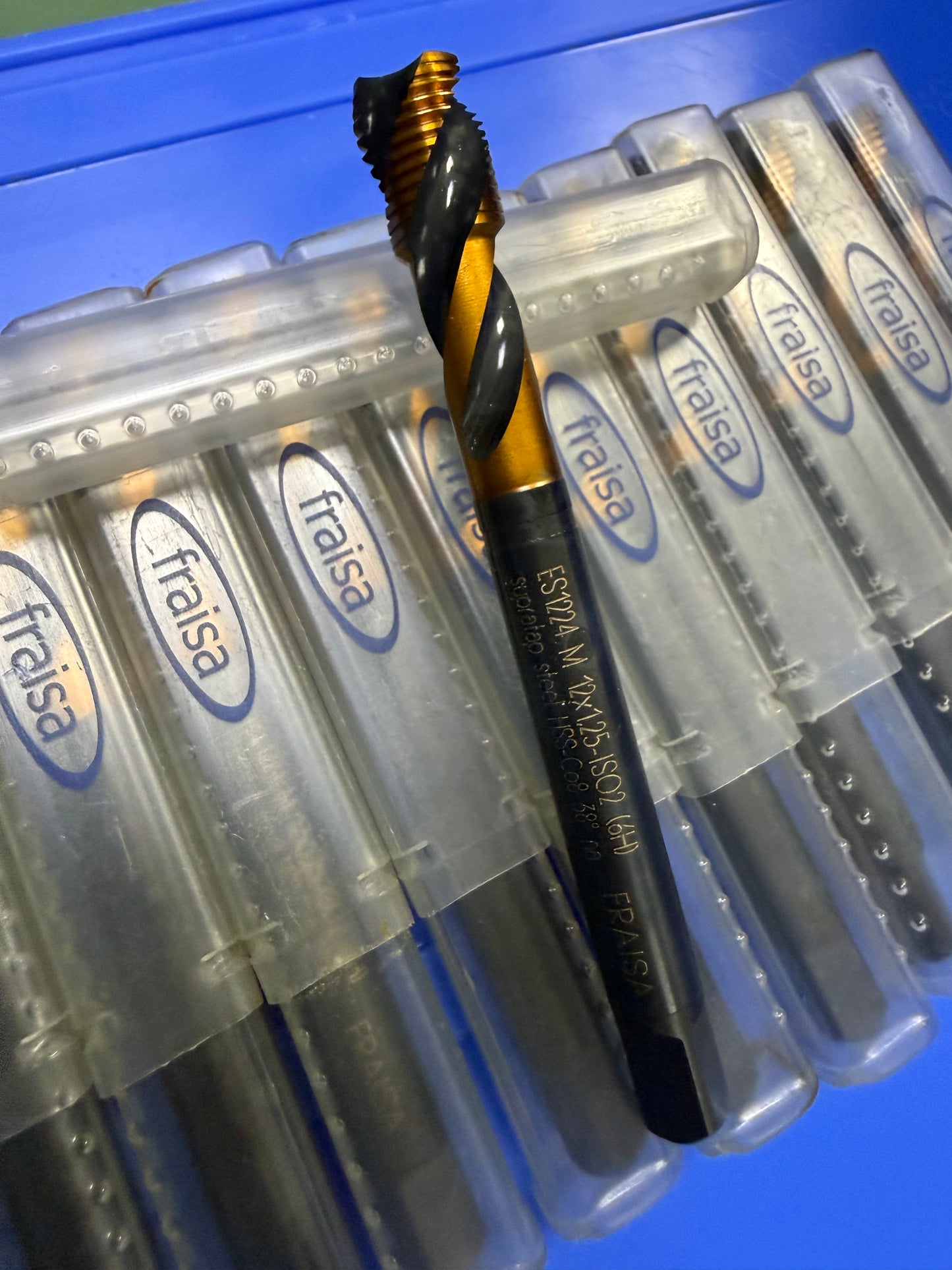 Maschio m12x1.25 fori ciechi