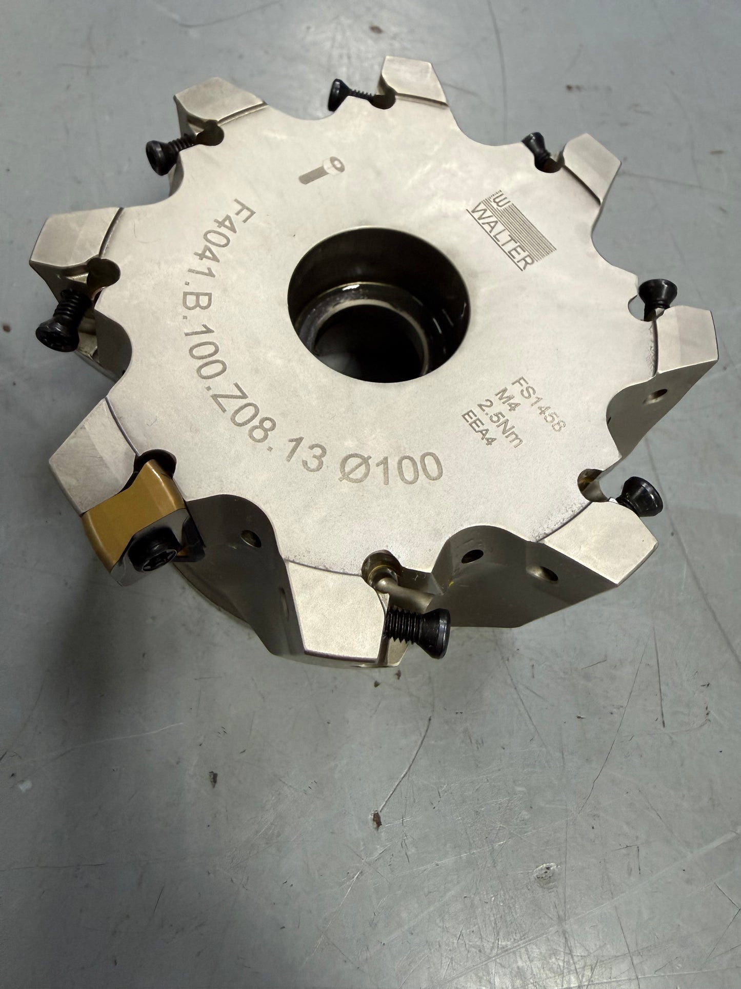 Fresa walter fissaggio meccanico d.100 Z8 compresa di 20 inserti